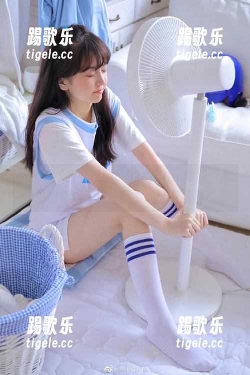 果断收藏了51cg.fun网址，心里暗想这波操作能不能给点猛料？