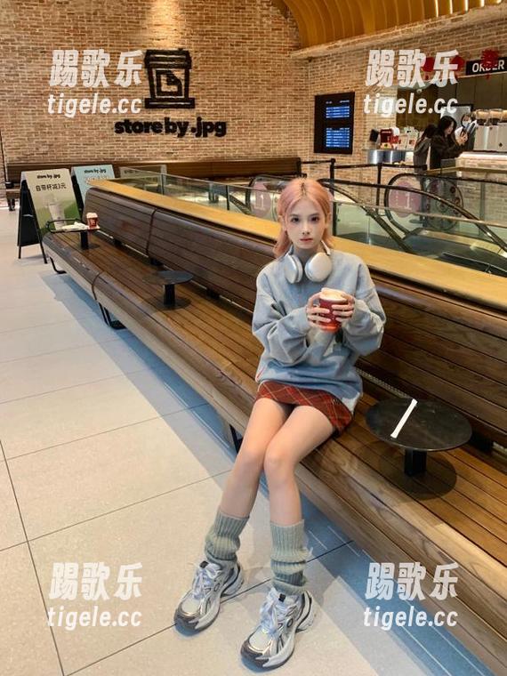首页漫游：从51吃瓜官网的互动看瓜友们的奇妙日常