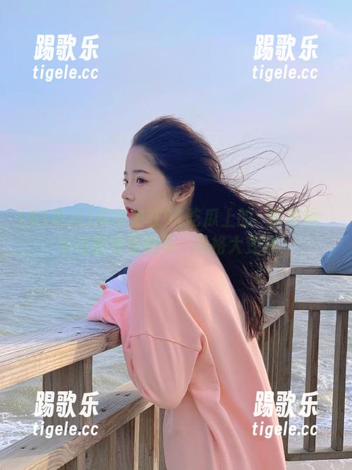 高中生在51吃瓜上的囧事视频：从校园到直播间，风格大变样！