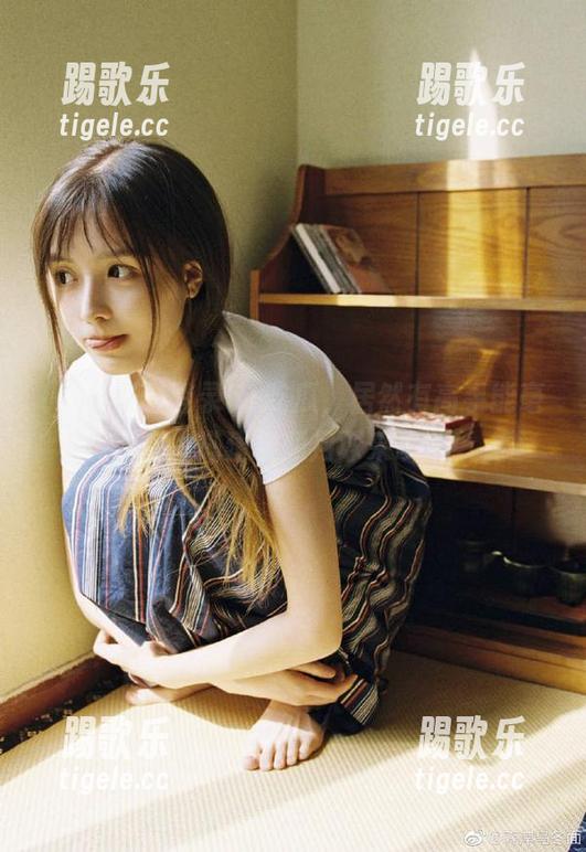登录51吃瓜，居然有高手能毫不费力搭建视频月球采矿厂！