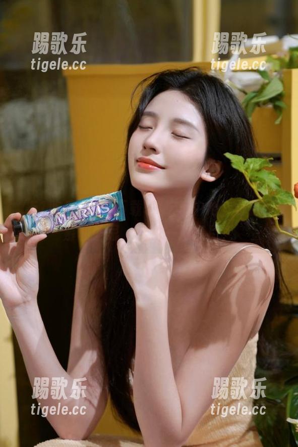 下载51吃瓜中心，你的羡慕和妒忌，统统一网打尽！