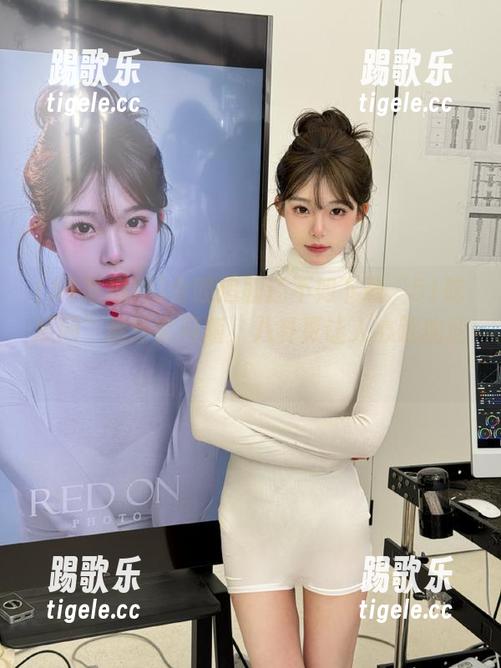 今晚追剧还不如下载“51吃瓜网”最新官网版，八卦更让人心跳加速！