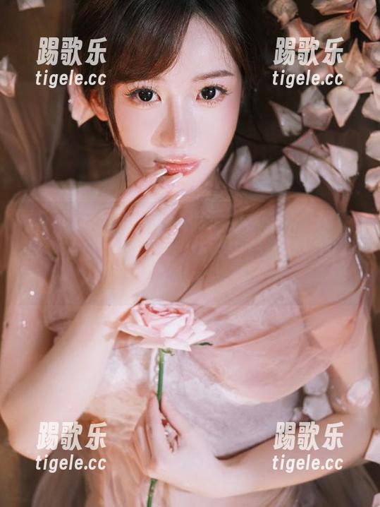 登录51吃瓜网，最新官网版带来的瓜，比电视剧还跌宕起伏，咋回事真心看不懂。