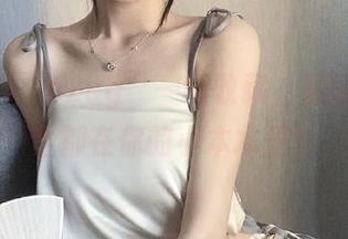 “52cg”一键收藏，恶搞、奇葩全都在你的小本本里！