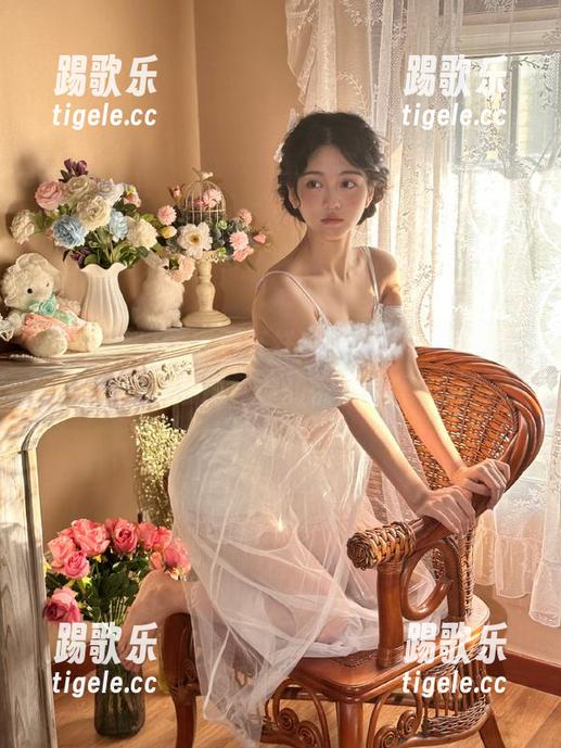 吃瓜不打烊！“52黑料”发布专属爆料，你的茶来了吗？