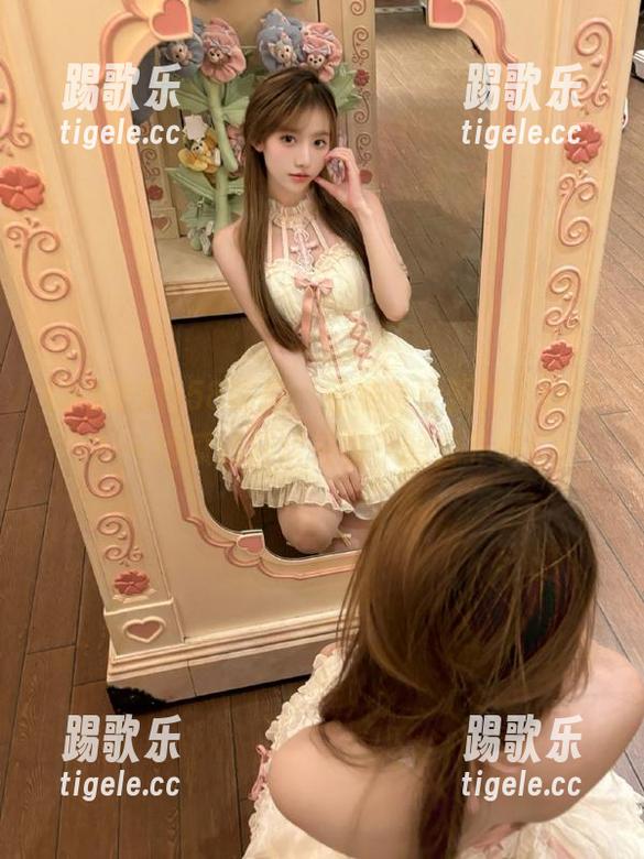 58吃瓜，您准备更新什么好料？一场瓜的狂欢来临，醇香扑鼻！