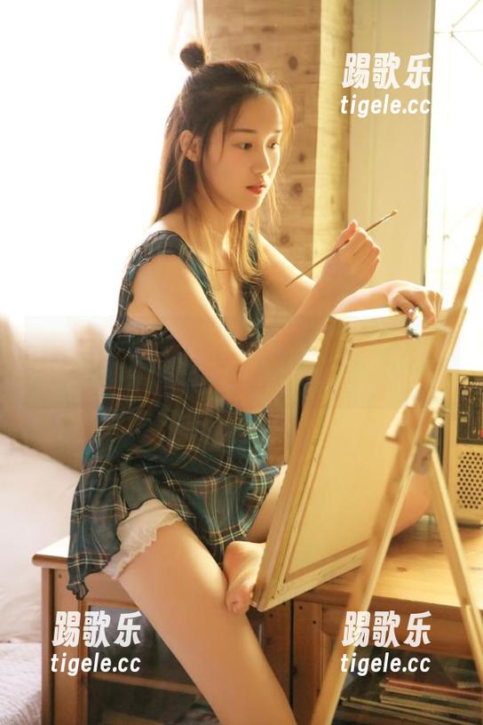61吃瓜网 61吃瓜网链接:瓜的中心,真的是甘甜还是酸涩啊?
