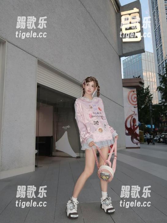 一键直达718.sx，瓜农们的快乐天地，最新奇的消息不停播报中！