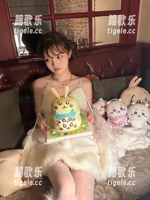 只想对“911吃瓜”苹果版说，给我的瓜再来点调料，这味道实在是让人沉迷。