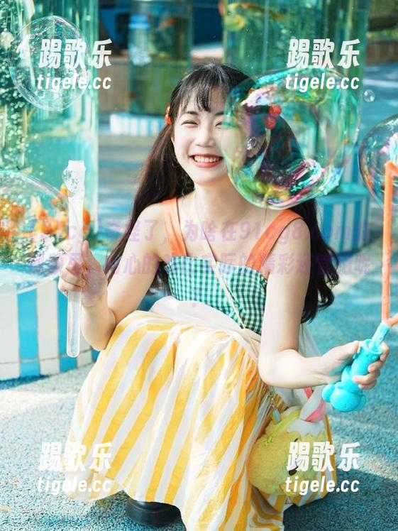 奇怪了，为啥在91cg8.com的视频里，内心的戏比实际的精彩还管用呢？