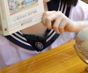 注册91吃瓜群众苹果版，只需10秒，让你在家也能感受瓜田的热闹！