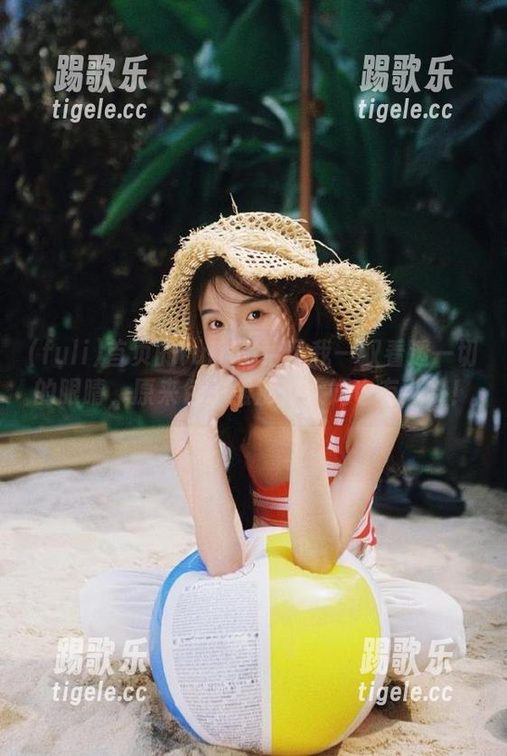 首页的fuli55给了我一双看透一切的眼睛，原来包子摊那位大妈也有八卦！