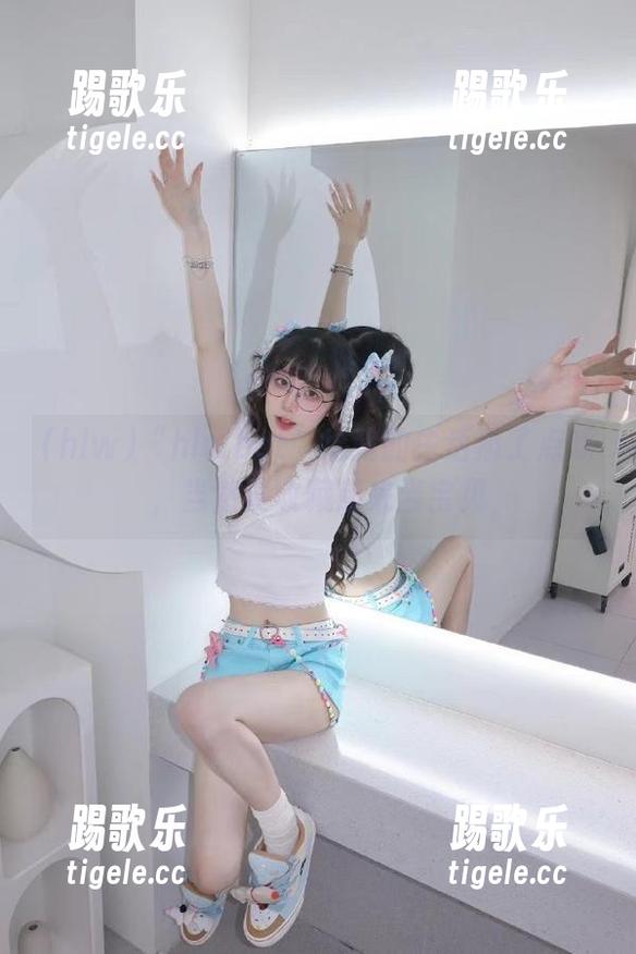 “hlwbet”给我的生活添了点戏，当然要收藏起来当宝贝