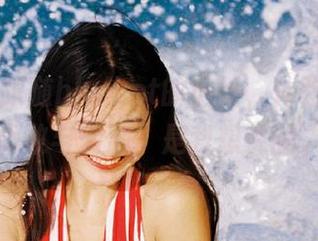 跟随hlwbet的地址，体验吃瓜的勇敢与刺激，是我想说的。