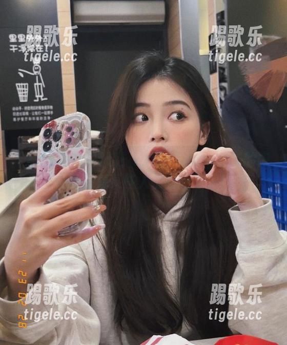 黑料揭晓！zztt87.ccm发布的内容让我对某些人刮目相看了！