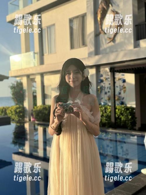 安卓版“一起吃瓜1完整版”，就像打开了个无底洞，找不到出口了…