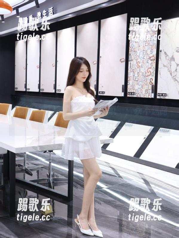 就在‘免费吃瓜’：永不迷路的追踪你最爱的网红动态！