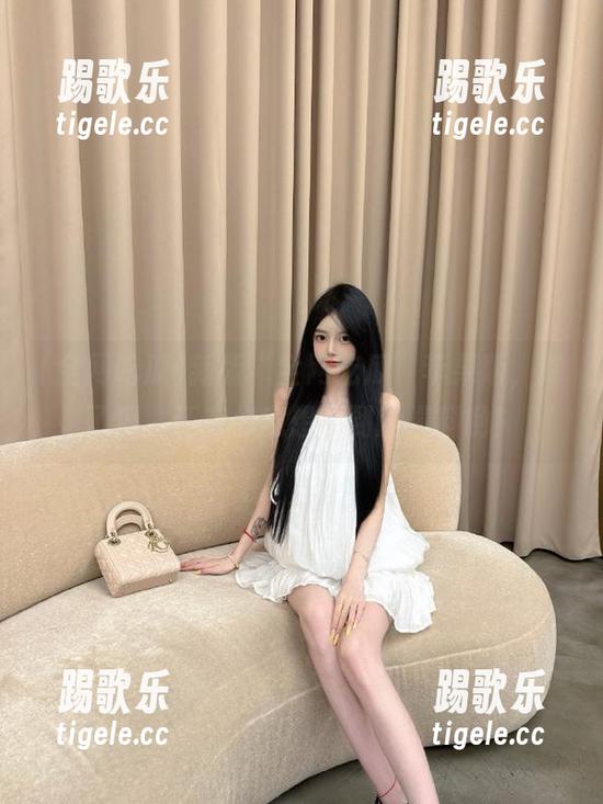 新版“全网吃瓜”苹果版，除了瓜，还有你意想不到的爆料哟！