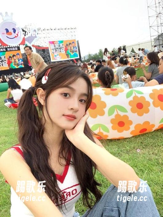 吃瓜51 今日头条更新到“吃瓜51”,要不要给我一把瓜刀?
