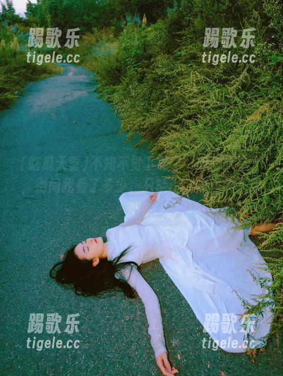 不知不觉下载了“吃瓜天堂”，别问我看了多少，只能说，瓜真的不嫌多。