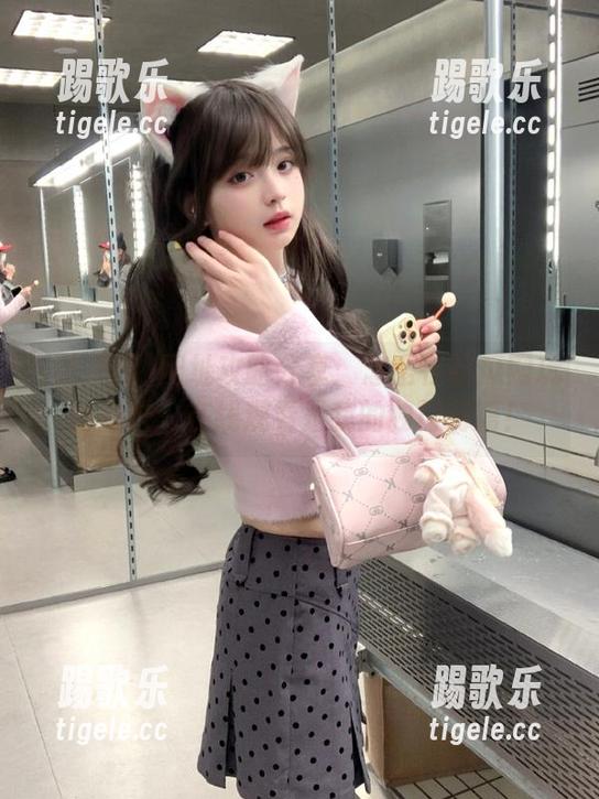 网址攻略分享：怎么在吃瓜网玩得尽兴，在线观看是我的独门秘籍！