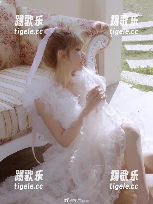 下载吃瓜网，成为黑料猛料收集者，小心你的小心脏！