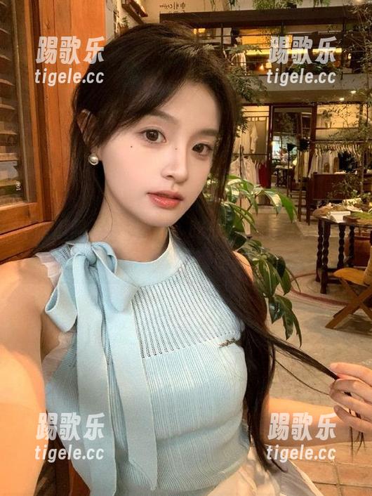 针对娜娜，吃瓜网突然更新的链接让人傻眼