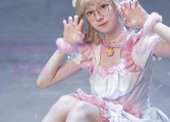 吃瓜网今天更新，真的是瓜田里的白菜，ubbing到不行！