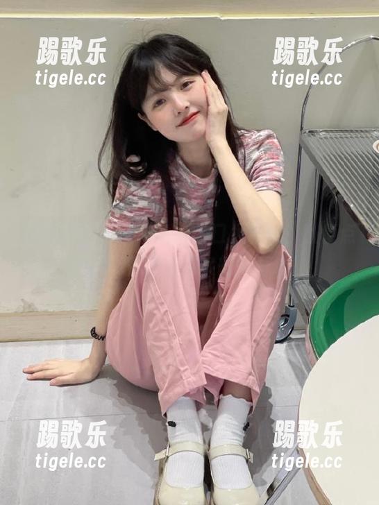 我爱吃瓜网入口太轻松，随便点开就能秀出我真实的好奇心！