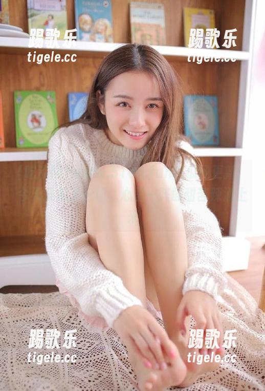 www.51cg.fun吃瓜网更新：今天又瓜了一场，心里一阵酸甜苦辣涌上来