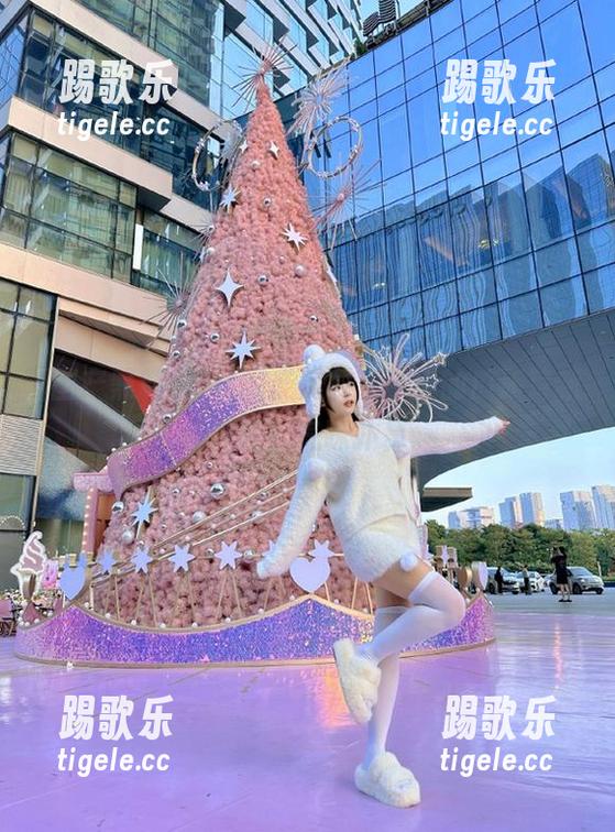 直达国产黑料，今天的瓜还算新鲜，呵，气味扑鼻。