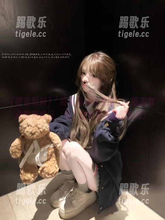 “明星黑料苹果版”：吃瓜群众的养成记，看了这些真是脑洞大开！