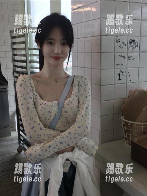 每日黑料 每日黑料:豪华分享,让人欲罢不能的劲爆内幕,怎么说?