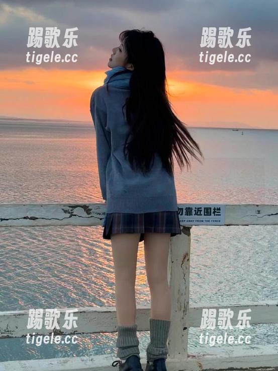 手机不离手，在线看网曝黑料网的免费劲爆视频，绝了！