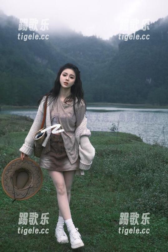 网红黑料天天送，免费吃瓜心里的小火焰总能燃起！