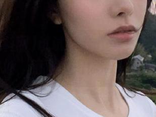 试试打开“美女黑料网”这神秘网址，绝对能把你带入震惊模式！