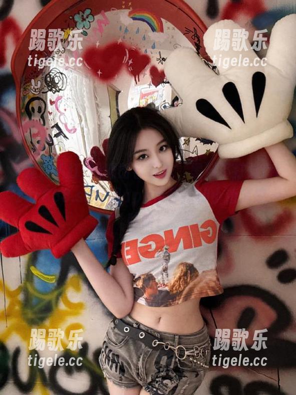 顺时针导航，黑料不打烊tttzzz668.su官网app带你探秘小道消息，哈哈！