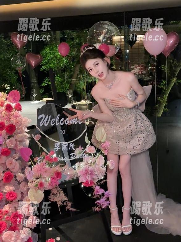 黑料不打烊 背景音乐响起,随手登录zztt11黑料不打烊官网,欢乐开场!