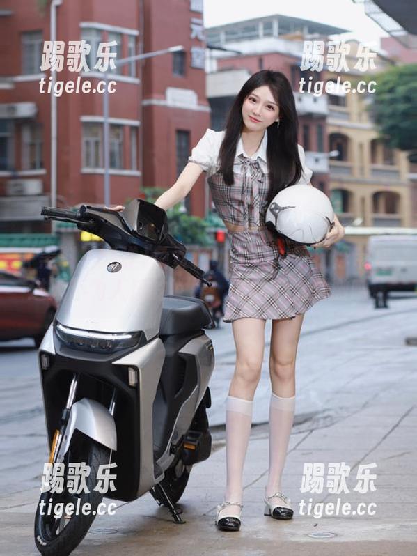 免费畅听！黑料不打烊带你进入不为人知的世界，真的有点刺激呐。