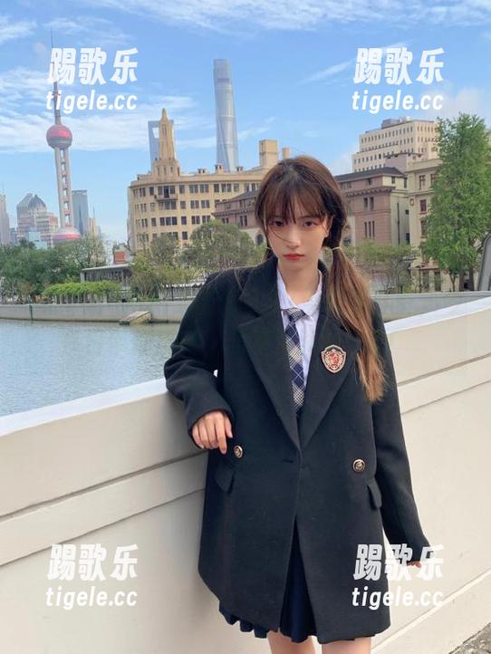 想吃瓜？17黑料不打烊，今日带你玩转，永不迷路的囧境！