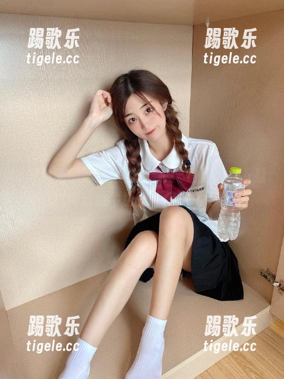 黑料吃瓜网站更新，下载慢得像蜗牛也是一门艺术吧！