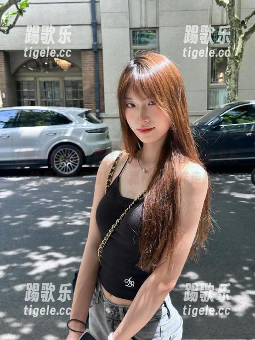 别犹豫了，黑料正能量发布的瓜你肯定敢吃，黑料不打烊走起！