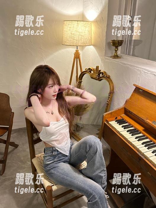 吃着吃着瓜，我的心态炸了，赶紧在“黑料正能量”分享一下我的崩溃时刻！