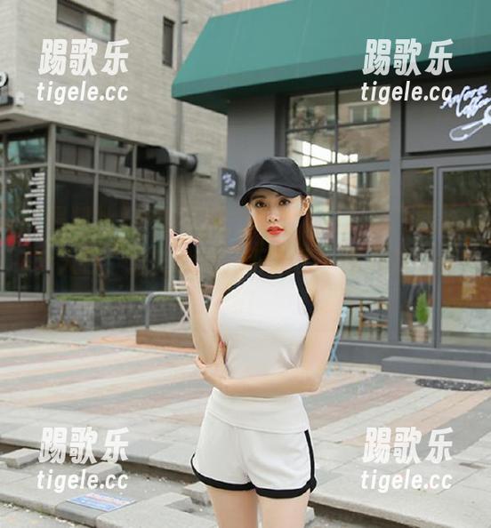 黑料社 不得不说,下载“黑料社”的这个入口,感觉就像是下载了一堆八卦小剧场!