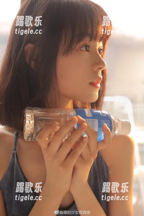 “91黑料社”网站，吃瓜人的心灵慰藉！真是绝了