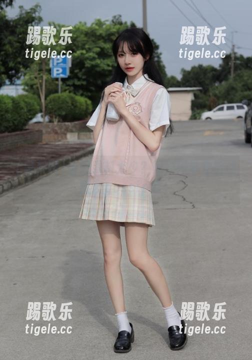 白天黑料太少？黑料网带你直达暗夜gossip源。