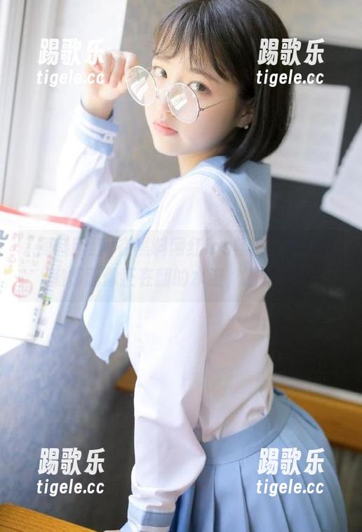 在黑料网红ios畅游，吃瓜的激情就像正在翻的水波，蹭蹭上头