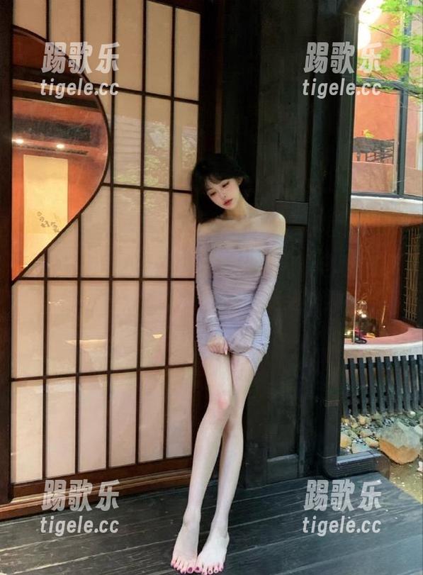 黑料老司机 焦虑就得找“黑料老司机”传送门,走出办公室,走进刺激!