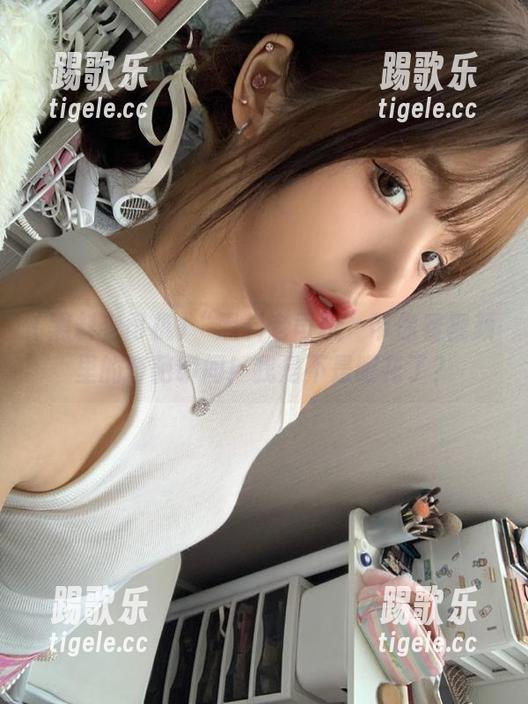 “黑料老司机”带你看视频里的奇葩瞬间！我是不是眼花了？